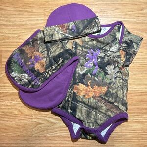 Browning onsie set w/burp cloth/hat camo w/purple trim